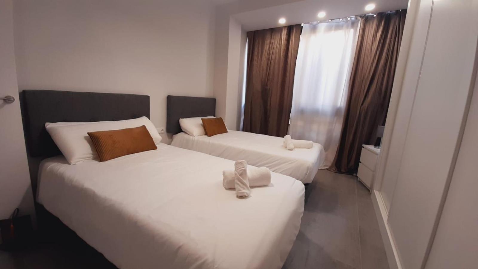 Glp Postiguet Apartment อาลิกันเต ภายนอก รูปภาพ