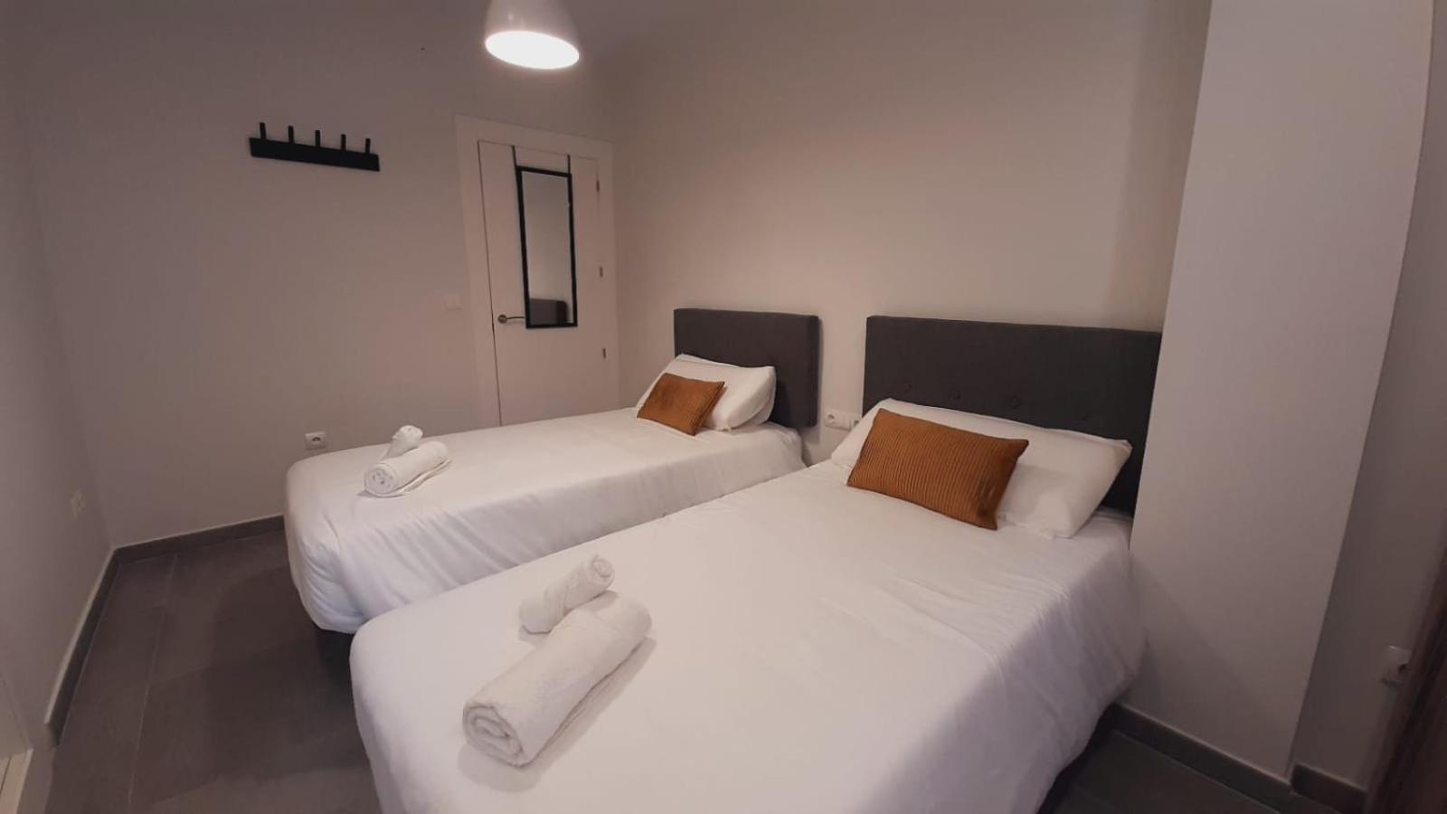 Glp Postiguet Apartment อาลิกันเต ภายนอก รูปภาพ